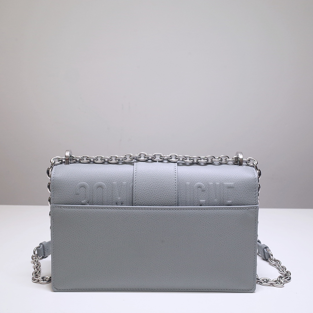 30 Montaigne Chain Bag Grey Grained Calfskin